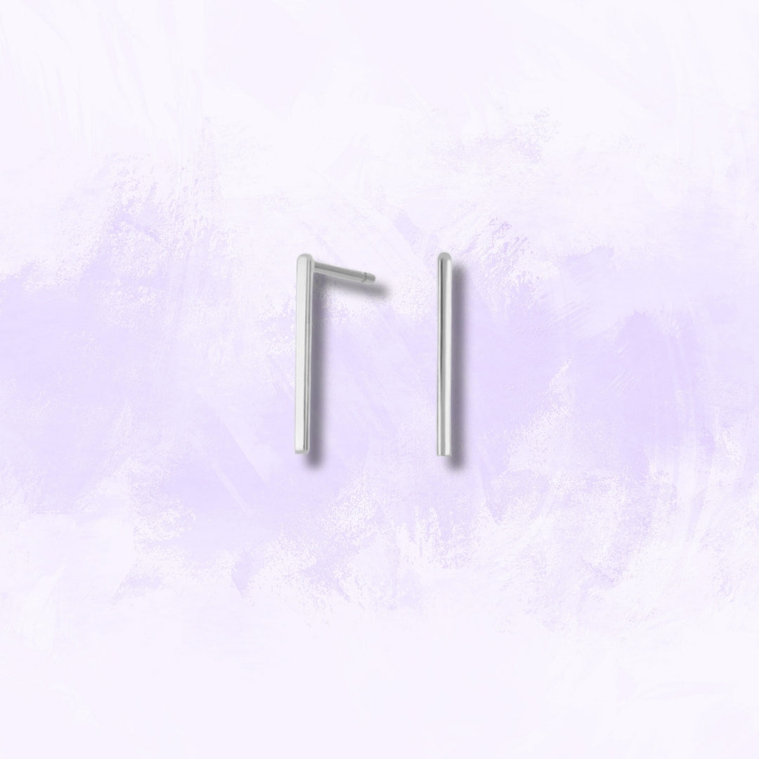 Stay Sharp Long Bar Studs - 18k Gold-Plated / 925 Sterling Silver