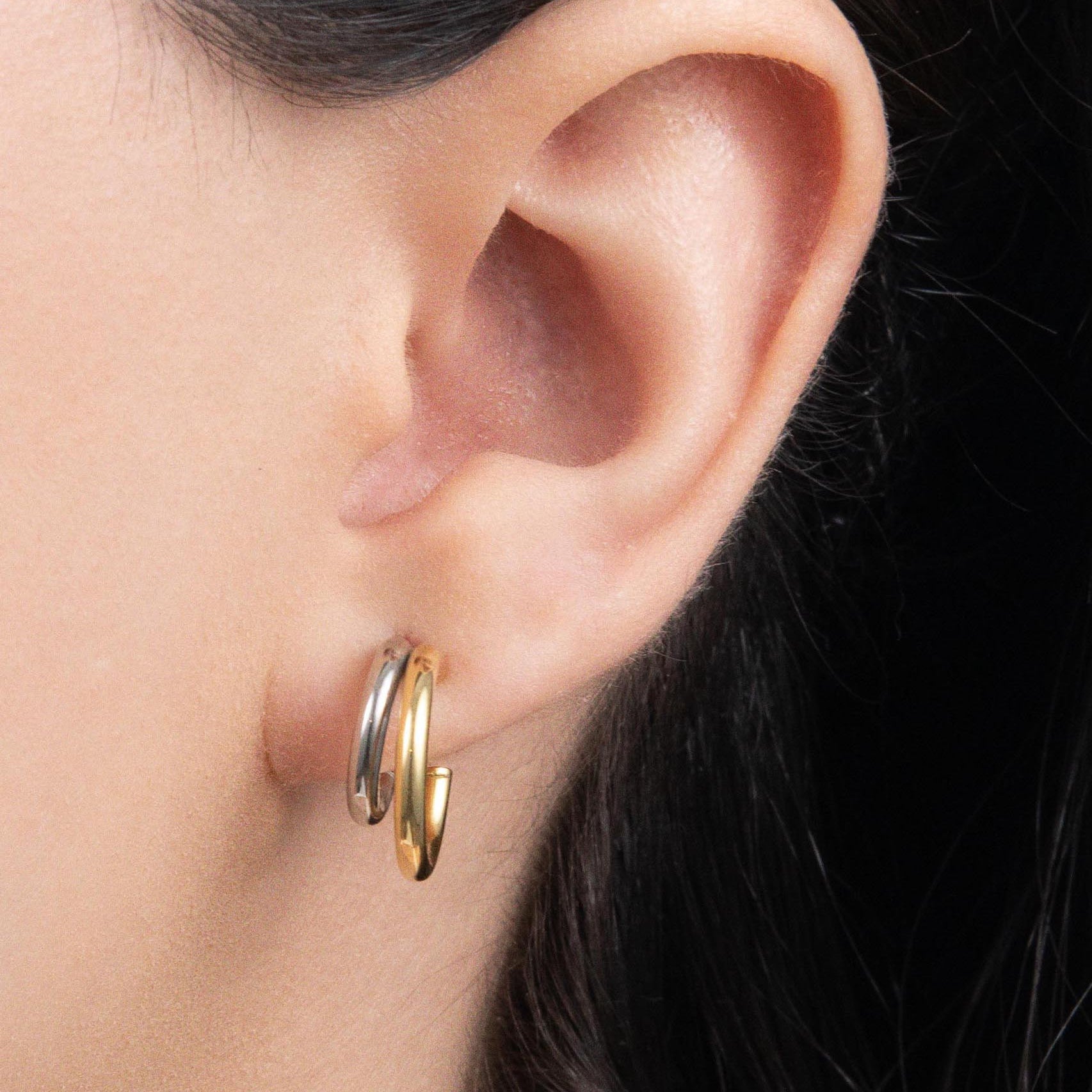 Duo Union Huggies - 18k Gold-Plated / 925 Sterling Silver / Two-Tone